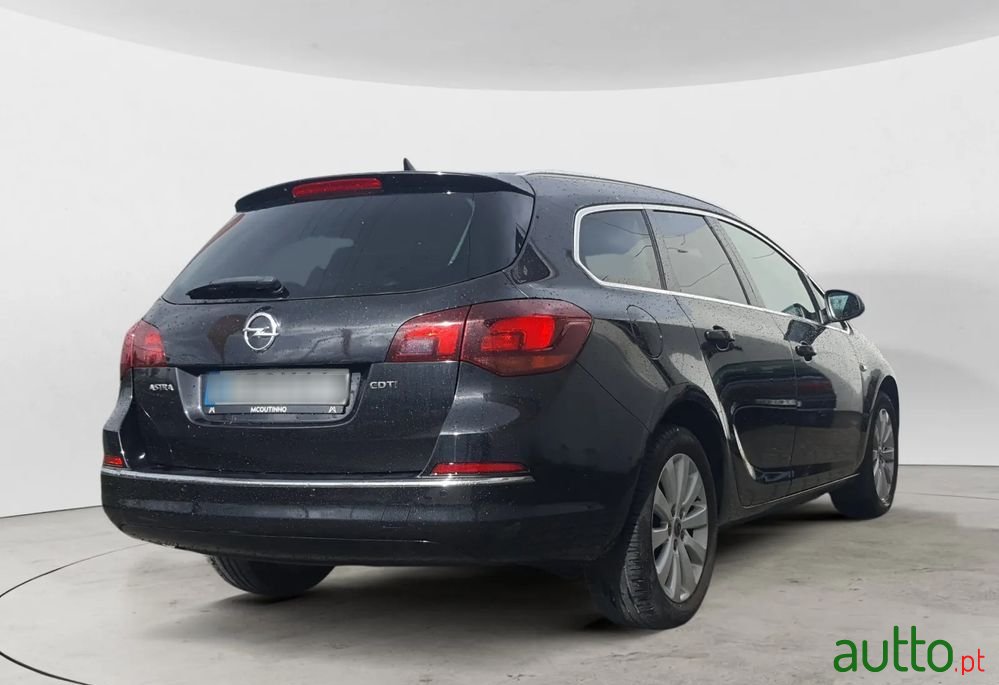 2016' Opel Astra Sports Tourer photo #5