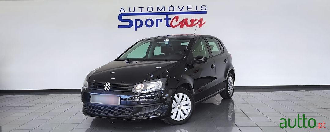 2010' Volkswagen Polo photo #1