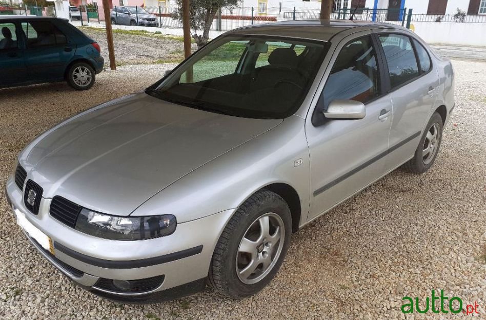 2002' SEAT Toledo photo #4