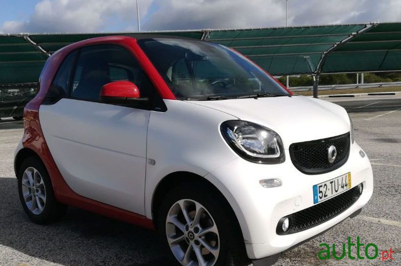 2017' Smart Fortwo photo #2