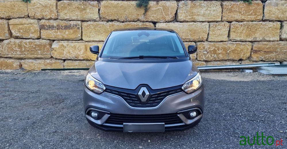 2019' Renault Grand Scenic photo #2