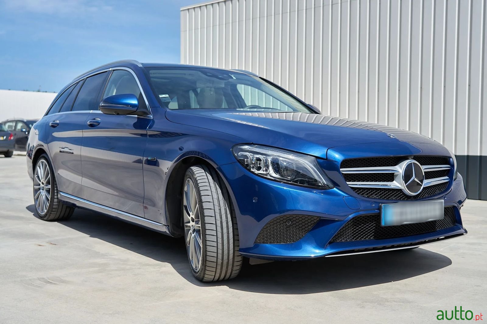 2019' Mercedes-Benz C-300 photo #2