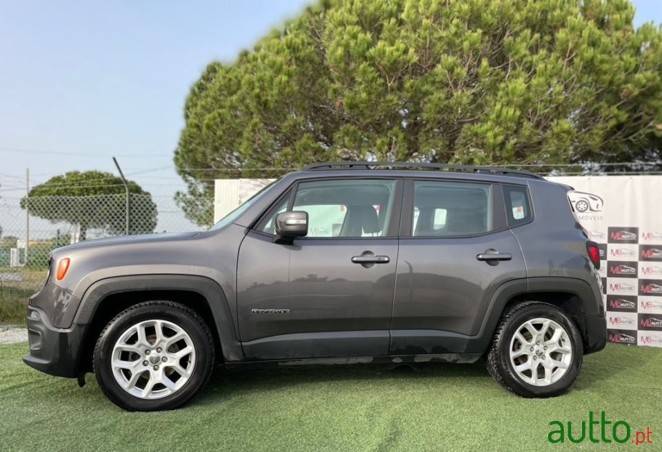 2018' Jeep Renegade photo #2