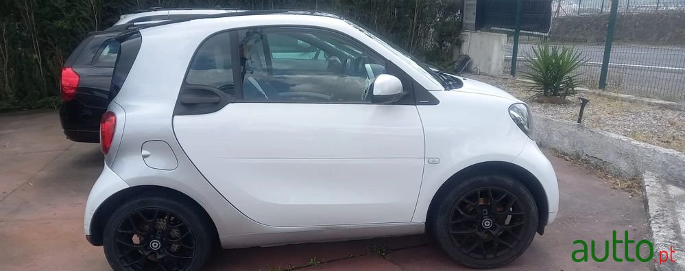 2015' Smart Fortwo Passion photo #6