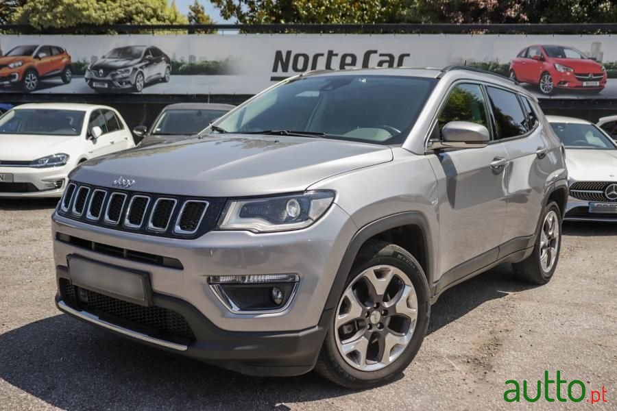 2019' Jeep Compass photo #1
