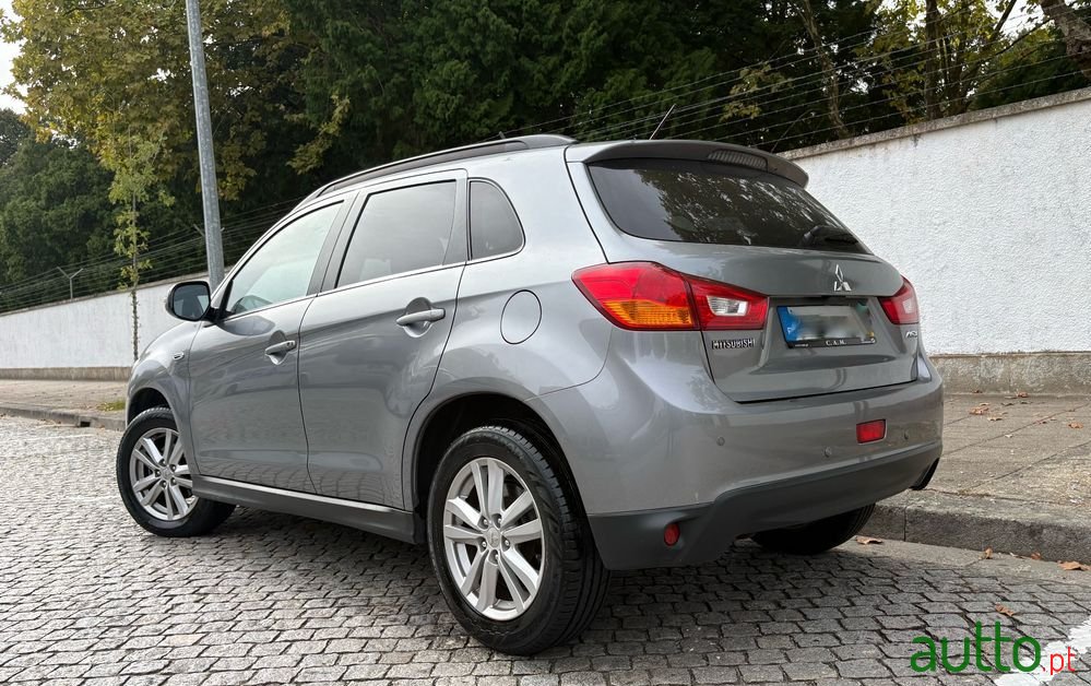 2014' Mitsubishi ASX 1.8 Di-D Instyle photo #2
