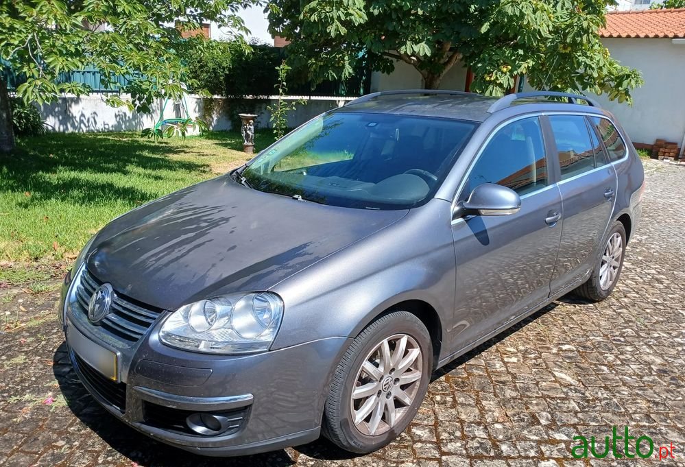 2008' Volkswagen Golf Variant photo #2