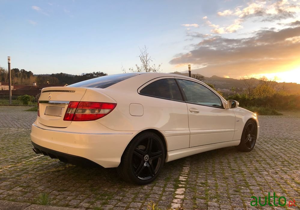 2010' Mercedes-Benz CLC 160 photo #3