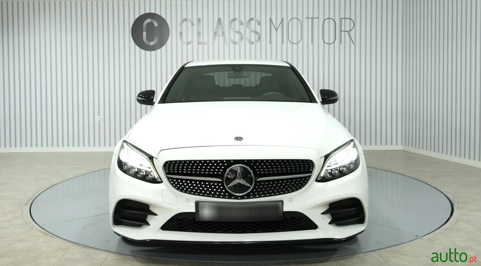 2019' Mercedes-Benz C-200 photo #1