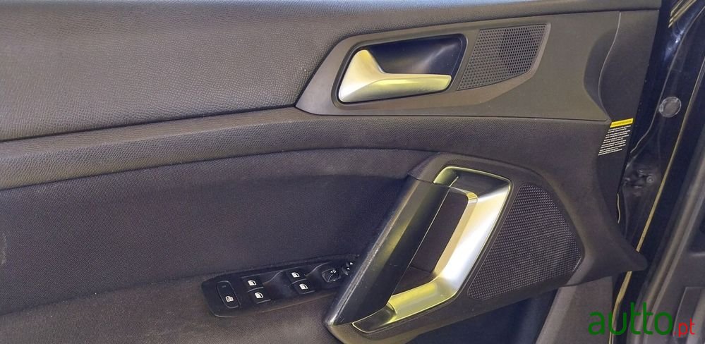 2015' Peugeot 308 1.6 Bluehdi Access photo #5