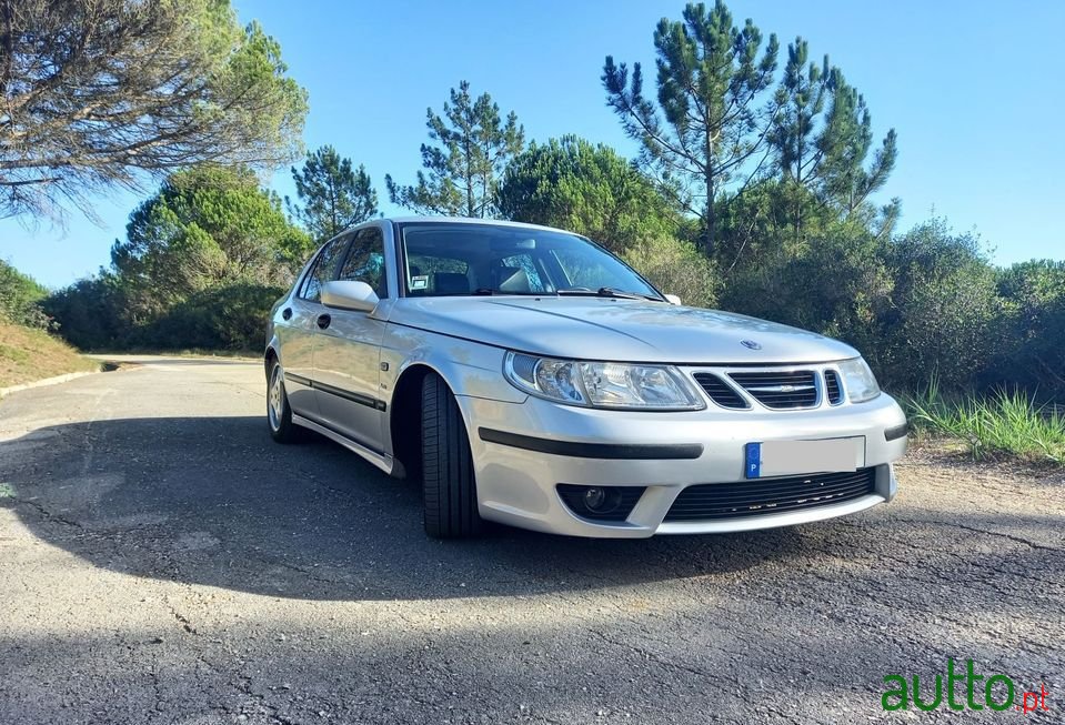 2000' Saab 9-5 photo #2