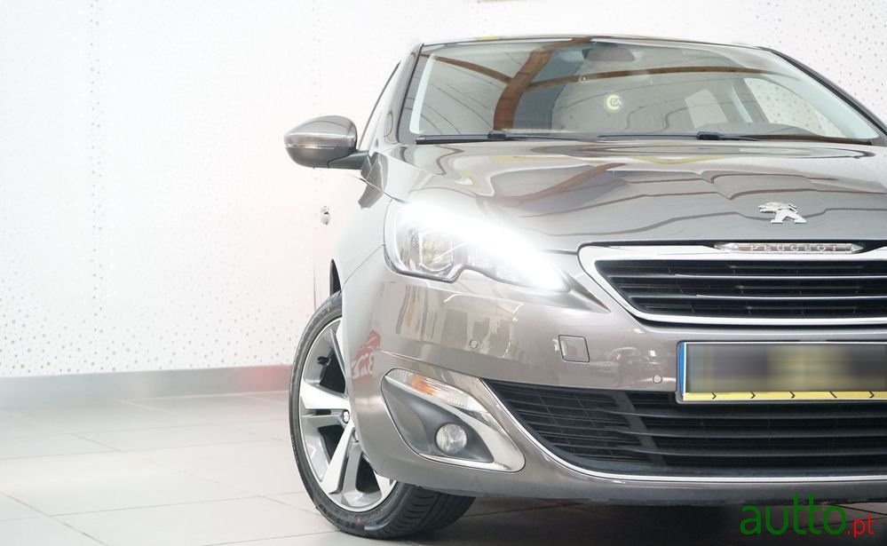 2014' Peugeot 308 Sw photo #6