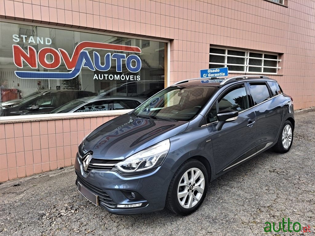 2019' Renault Clio Sport Tourer photo #1