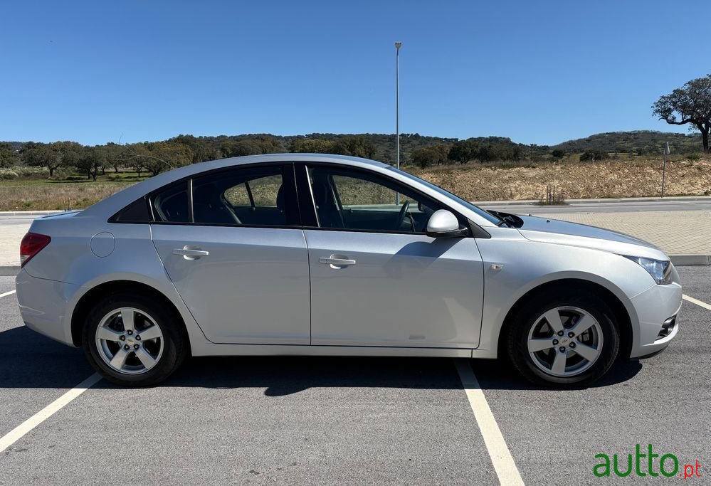 2012' Chevrolet Cruze 1.6 Ls photo #5