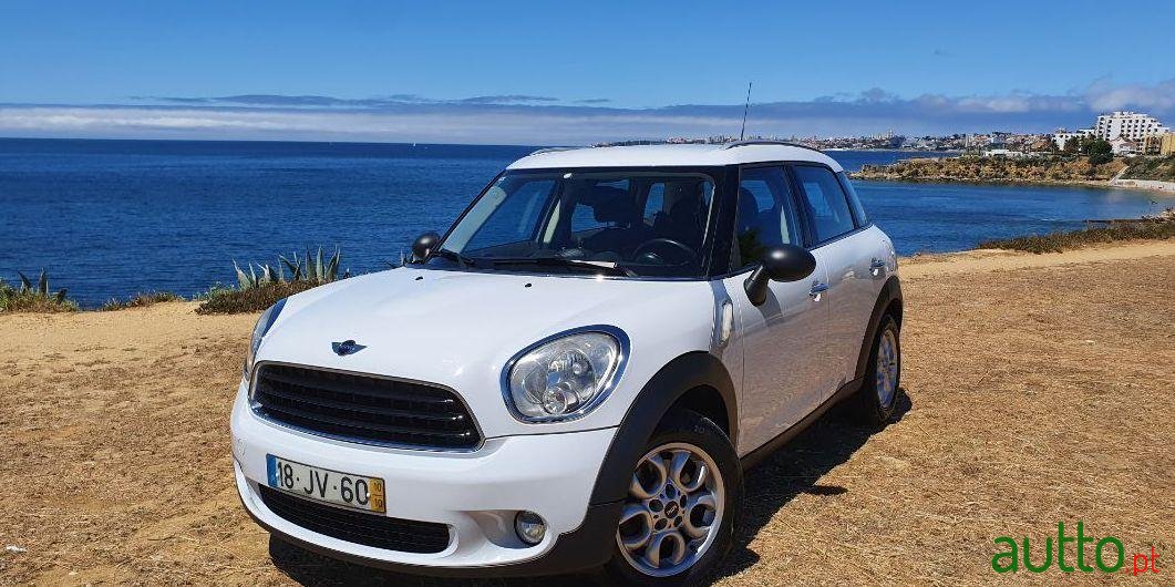2010' MINI Countryman One D photo #2