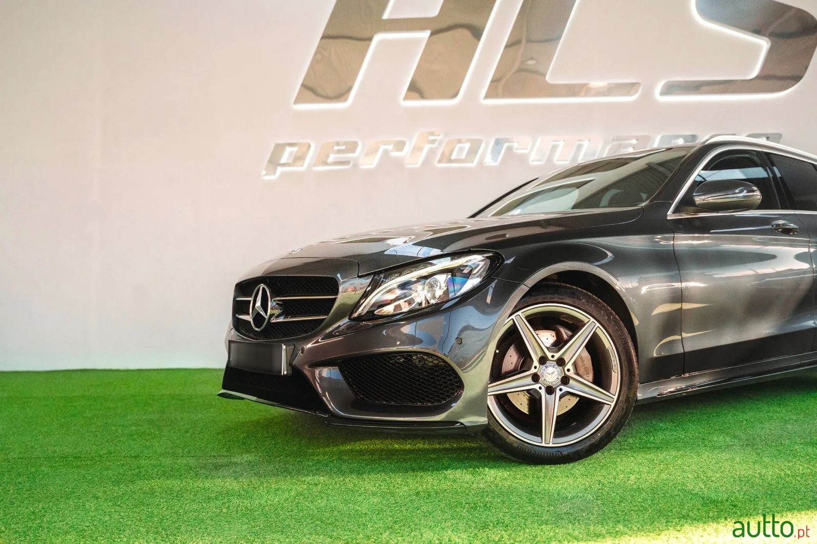 2016' Mercedes-Benz C-180 photo #3
