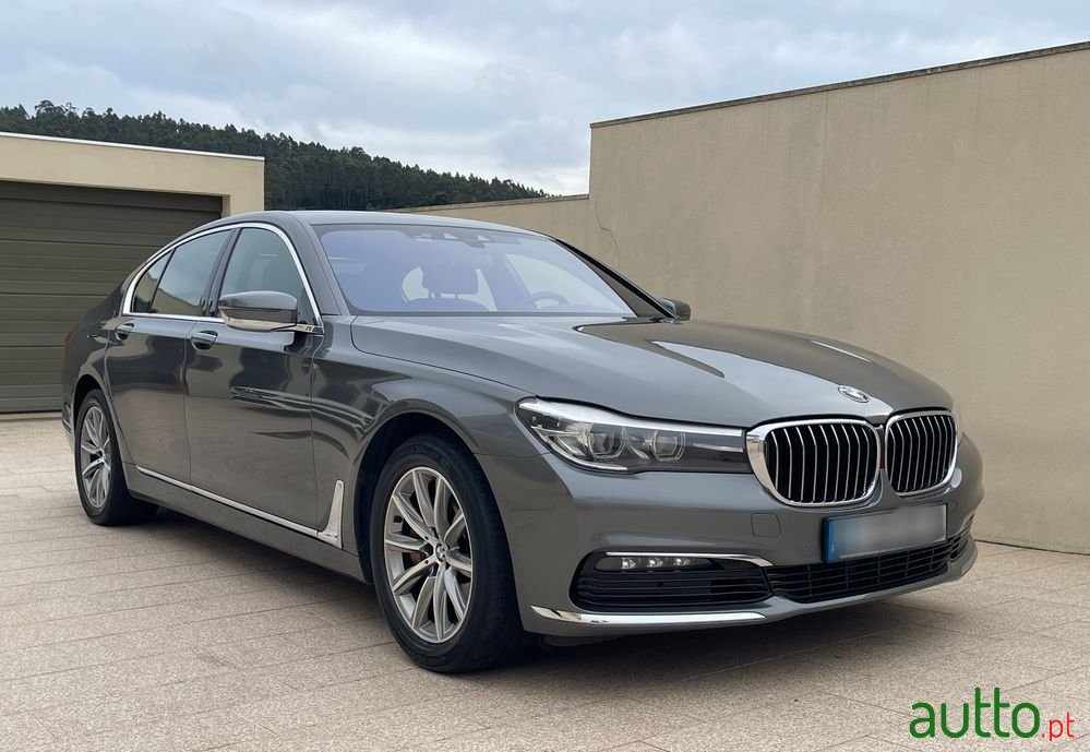 2016' BMW 730 D photo #2