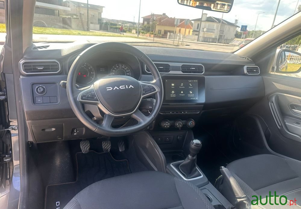 2023' Dacia Duster photo #4