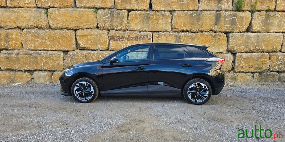 2023' MG MG4 64 Kwh Luxury photo #3