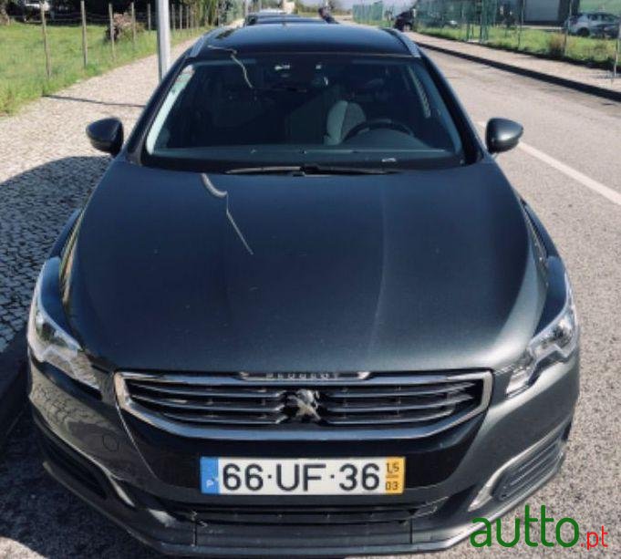 2015' Peugeot 508 Sw photo #2
