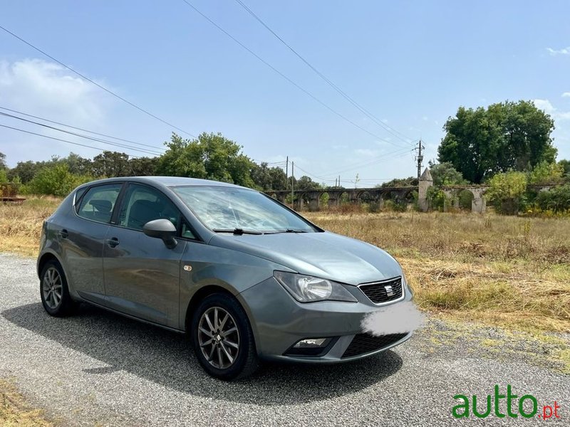 2015' SEAT Ibiza photo #1