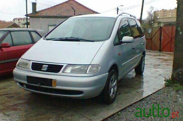 1999' SEAT Alhambra 1.9 Tdi Prestige photo #1