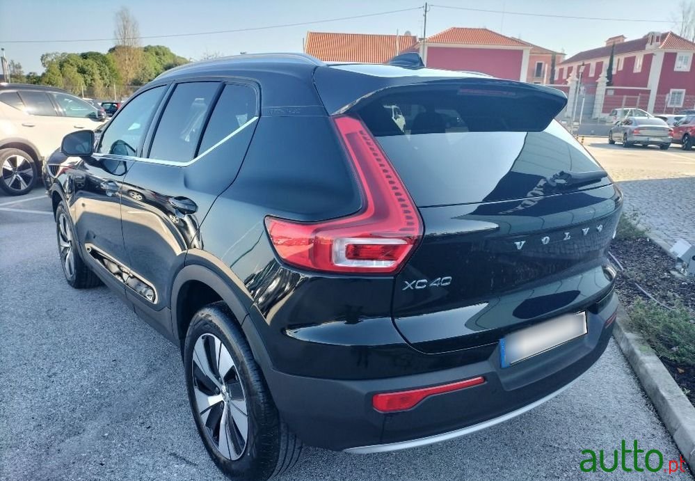 2021' Volvo Xc 40 photo #4