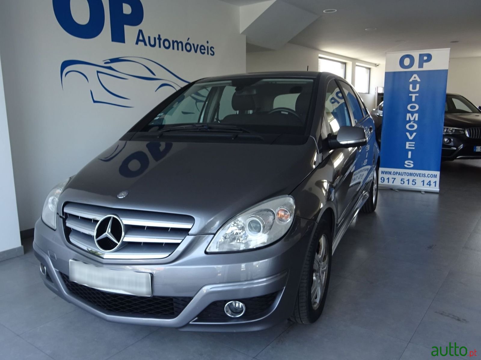 2009' Mercedes-Benz B-180 photo #2