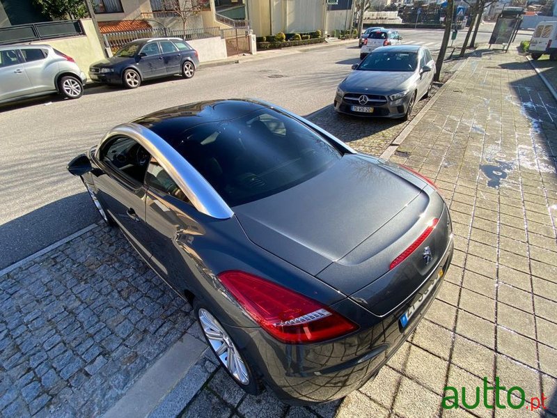 2011' Peugeot RCZ photo #2