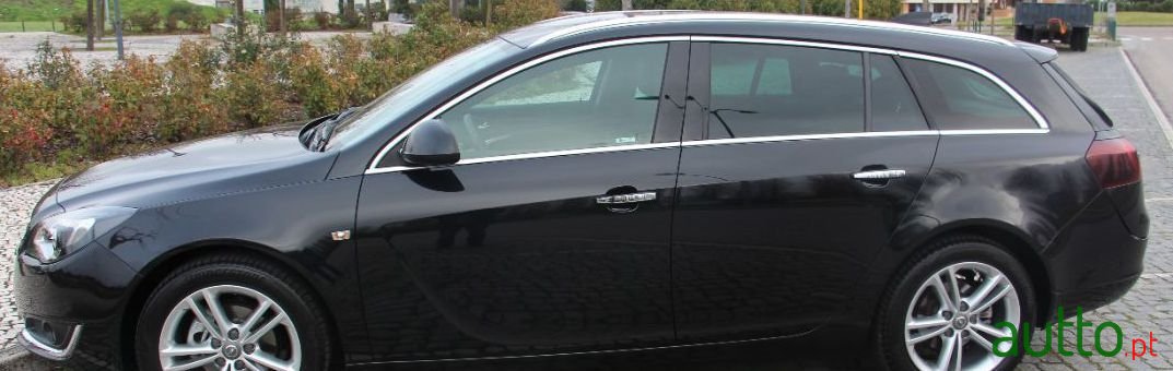 2016' Opel Insignia Sports Tourer photo #1