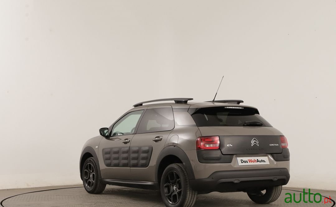 2016' Citroen C4 Cactus photo #6