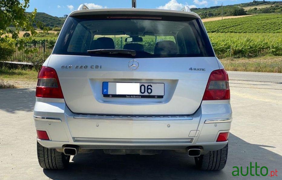 2009' Mercedes-Benz Glk-220 photo #3