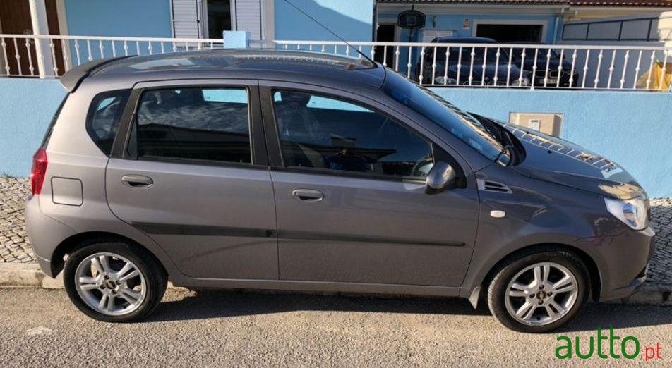 2010' Chevrolet Aveo Ls photo #2