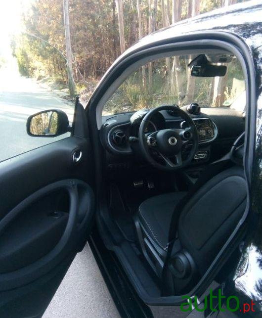 2019' Smart Fortwo Nacional photo #4