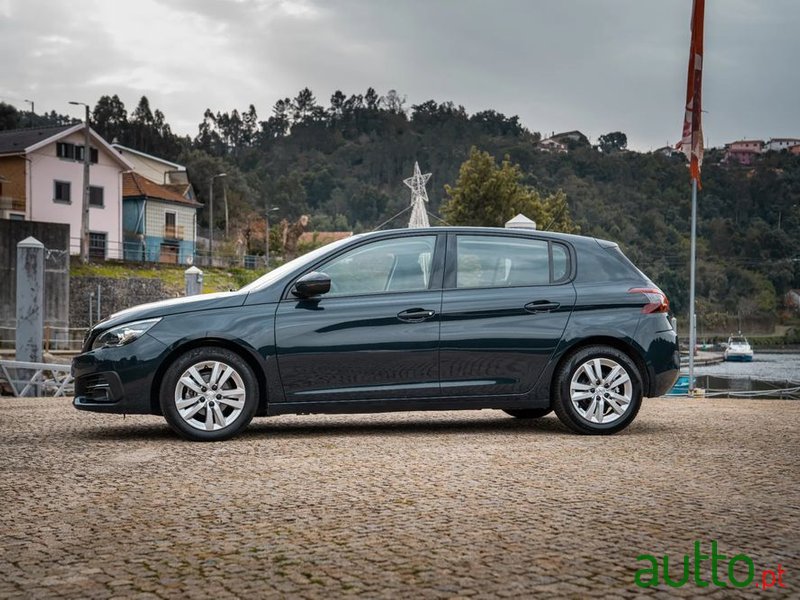 2020' Peugeot 308 photo #4