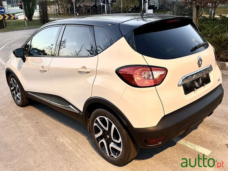 2014' Renault Captur photo #4