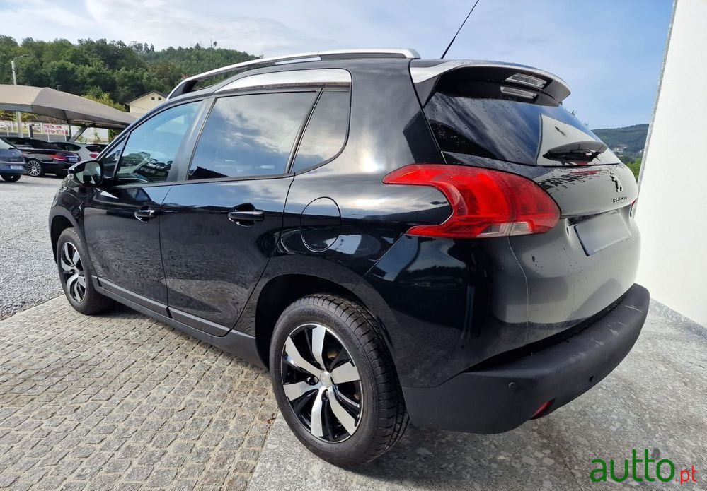 2013' Peugeot 2008 1.4 Hdi Active photo #4