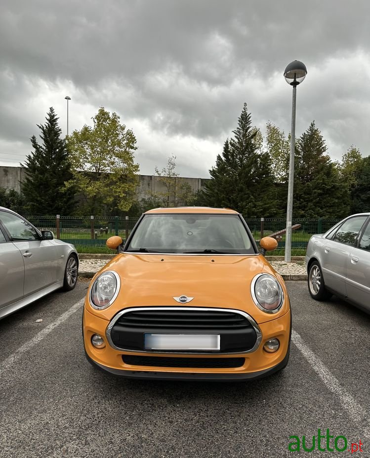 2017' MINI 3 Portas photo #1