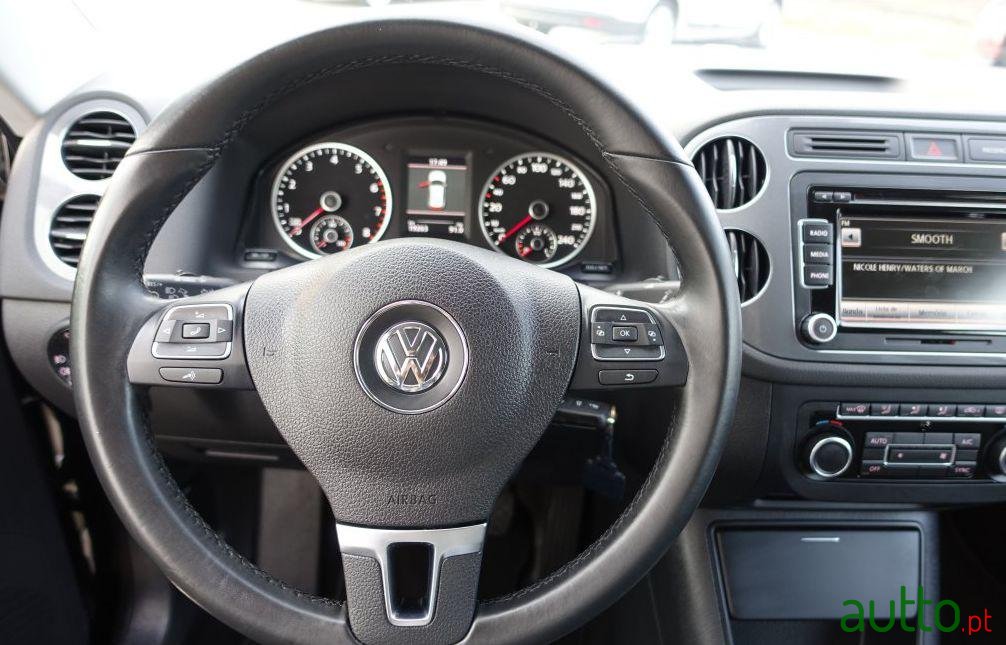 2013' Volkswagen Tiguan 1.4 photo #3