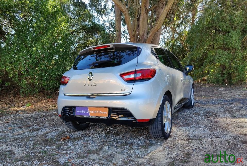 2016' Renault Clio photo #2