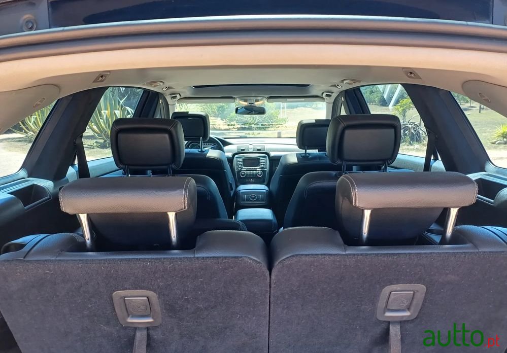 2007' Mercedes-Benz R 320 photo #4