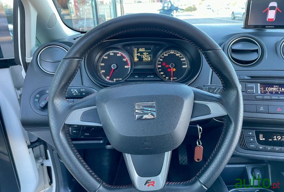 2014' SEAT Ibiza photo #6