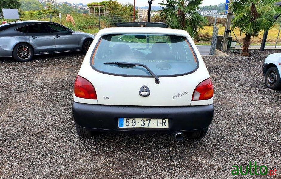 1996' Ford Fiesta photo #3