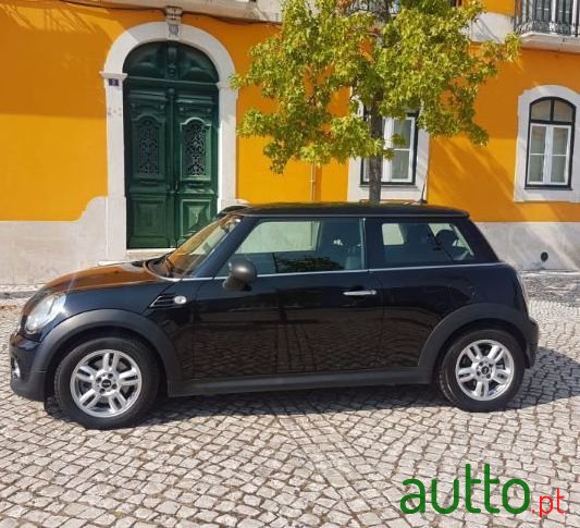 2011' MINI One Ver-D photo #1