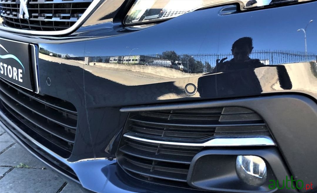 2017' Peugeot 308 photo #3