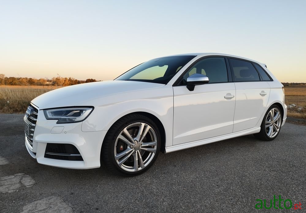 2017' Audi S3 Sportback photo #1