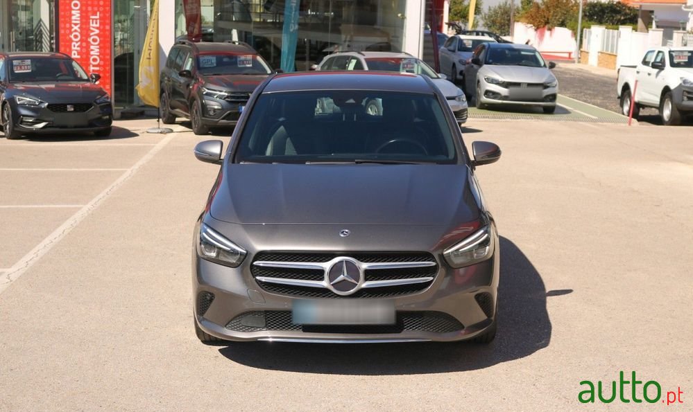 2022' Mercedes-Benz Classe B D Style photo #2