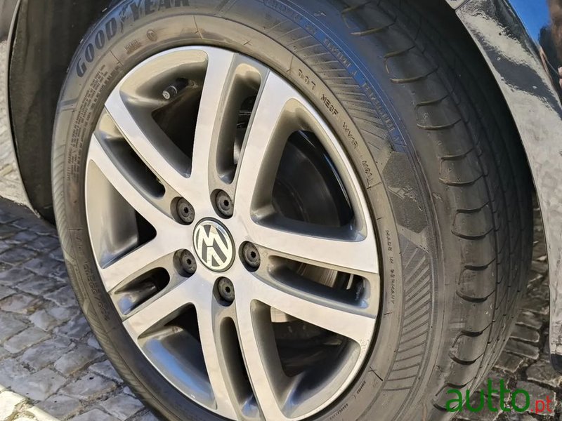 2013' Volkswagen Golf Plus photo #5