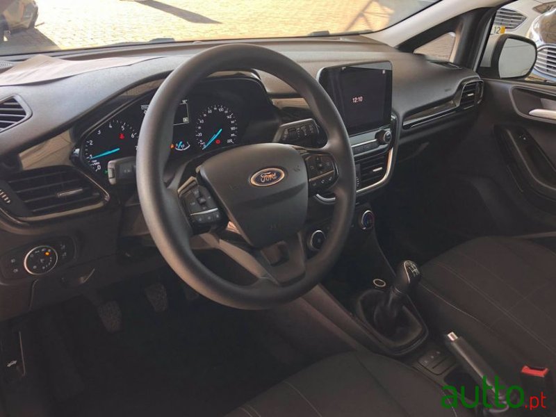 2019' Ford Fiesta photo #5