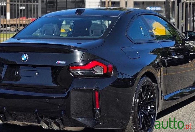 2024' BMW M2 Standard photo #1